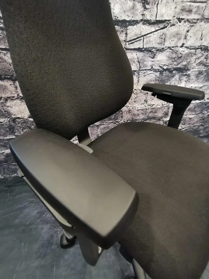 Vue 4 de Neutral Posture Série8000