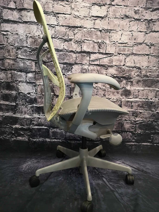 Vue 7 de Fauteuil ergonomique haut de gamme Herman Miller Mirra