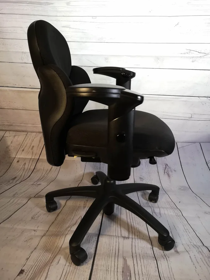 Vue 7 de Fauteuil Global Contract NuCas