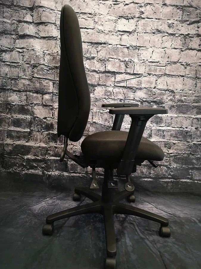 Vue 2 de Fauteuil ergonomique commercial ErgoCentric Petit format