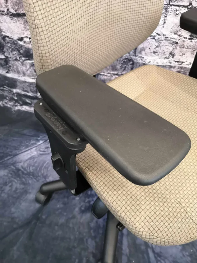 Vue 8 de Fauteuil Bouty Quattra Grand format