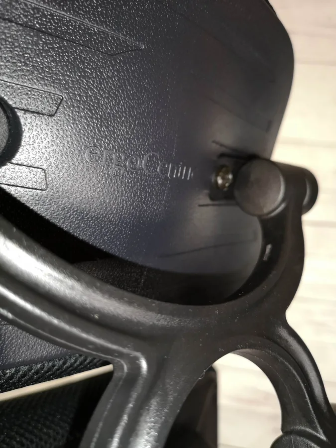 Vue 6 de Fauteuil ErgoCentric AirCentric2 Petit Format*